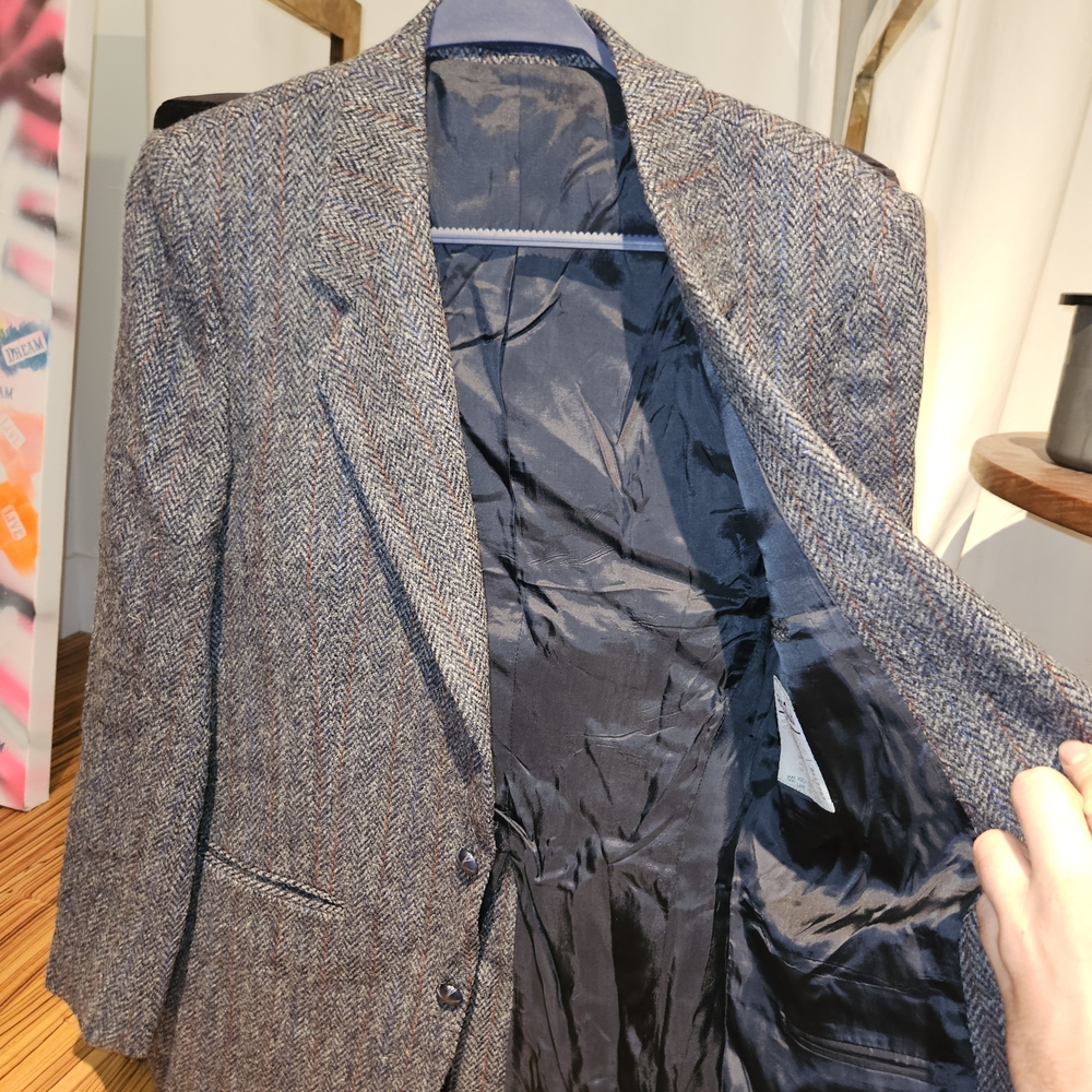 Elegant Blue Harris Tweed Herringbone Blazer - Picture 3 of 6